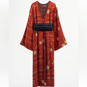 ZARA PRINTED SASH KIMONO